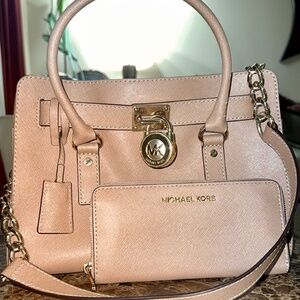 MICHAEL KORS HAMILTON SATCHEL SAFFIANO LEATHER